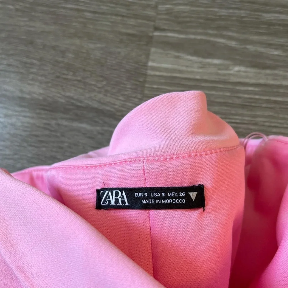 Zara strapless ruffled pink crop top - Picture 3 of 3